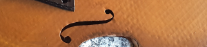 Violin f hole