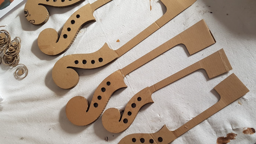 Necks for the string quartet instruments